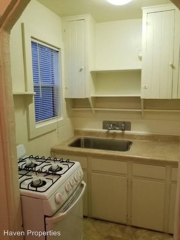 Building Photo - 1 br, 1 bath House - 170 Foresthill Avenue #7