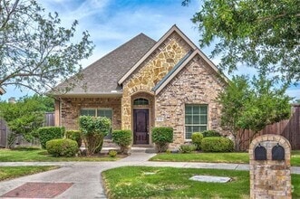 Building Photo - 9700 Bell Rock Rd