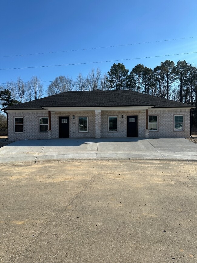 Building Photo - 1620 Crosswood Ct