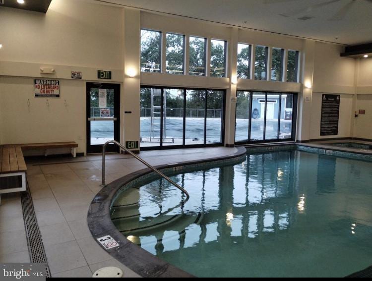 Primary Photo - 20926 Valley Forge Cir