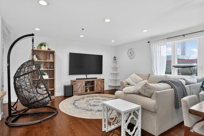 Foto del edificio - 24 Arsenal St