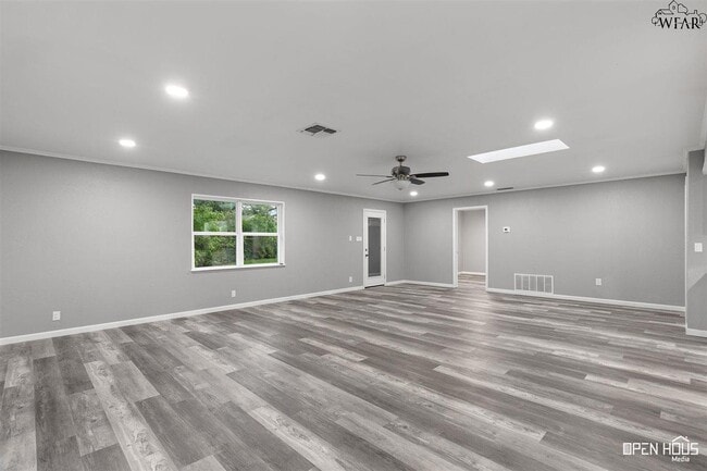 Building Photo - 4303 Prince Edward Dr