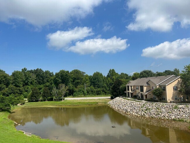 Foto del edificio - 3Bed/2Bath Available September 2025!