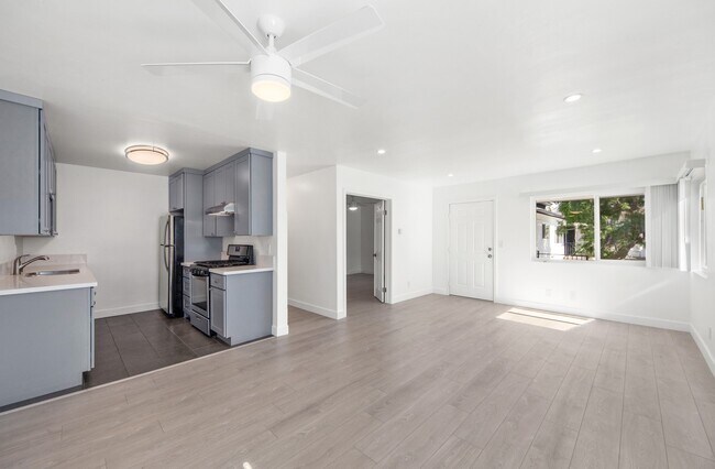 Foto del edificio - 445-455 Rose Ave