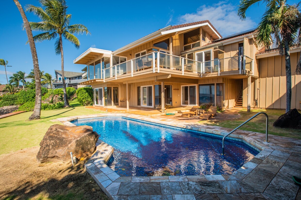 Foto principal - 3 Bedroom 2.5 Bathroom Pool Oceanfront Est...