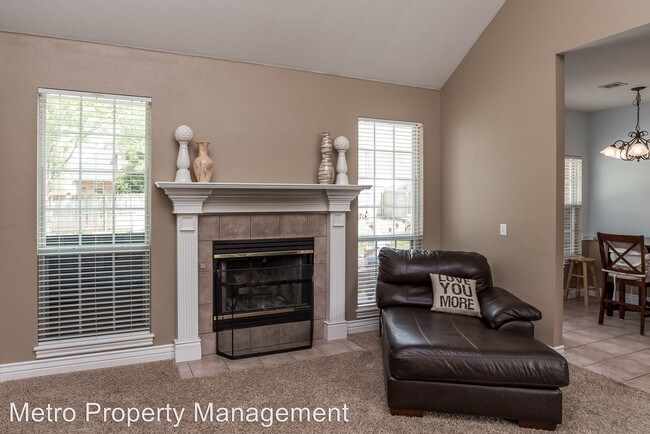 Building Photo - 4 br, 3 bath House - 5309 S 45th St