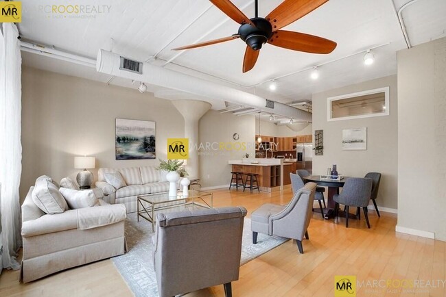 Building Photo - 96 South St