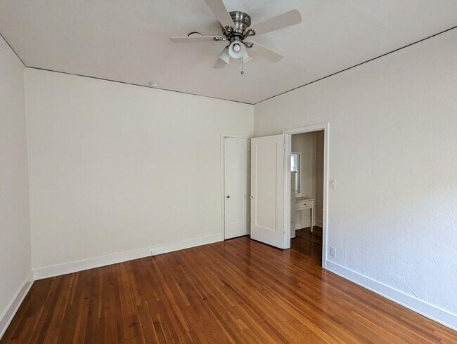 Foto del edificio - 401 N Orange Grove Ave