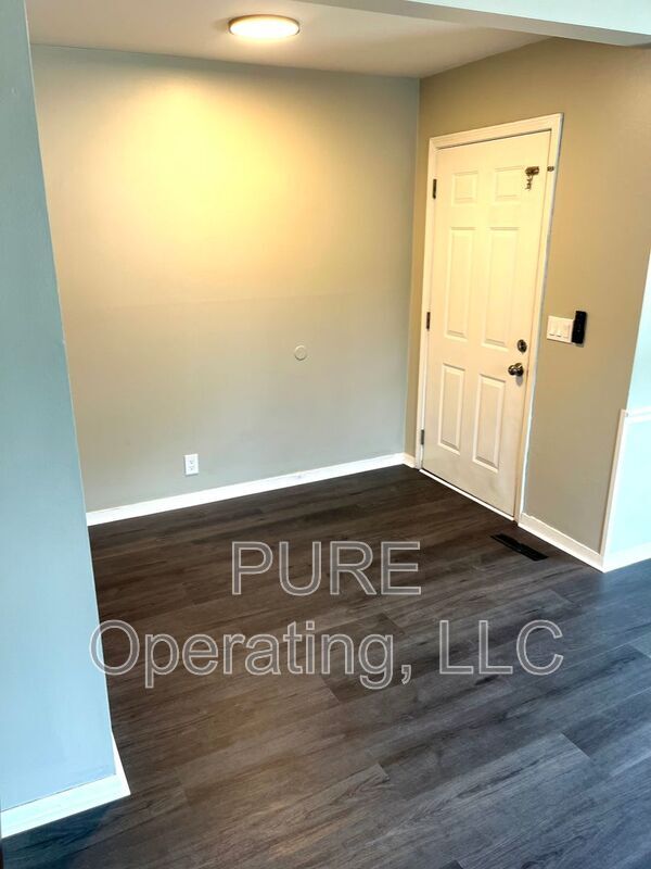 Building Photo - 2402 Ave A