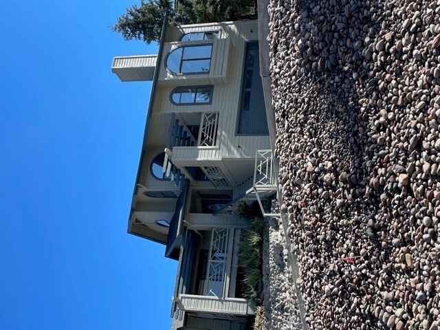 Building Photo - 4675 Hornet Dr