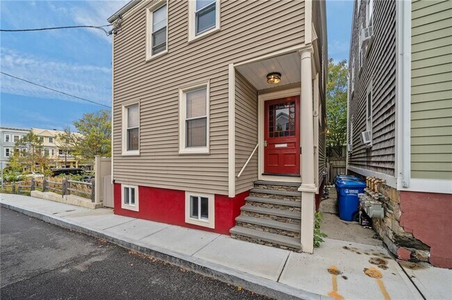 Foto del edificio - 8 Kilburn Ct