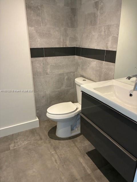 Building Photo - 690 SW 1st Ct