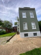 Building Photo - 2905 S 18th St