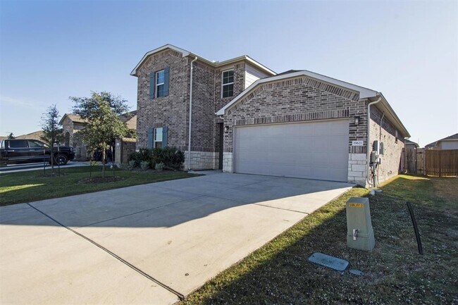 Foto del edificio - 19621 Ann Richards Ave