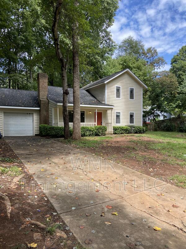 Building Photo - 6500 Santa Maria Ln