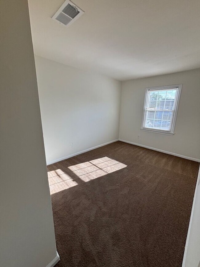 Foto del edificio - Campus East