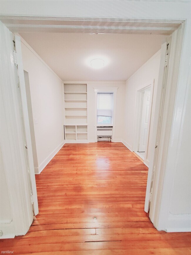 Building Photo - 1 br, 1 bath Condo - 72 Lindale St Apt 1