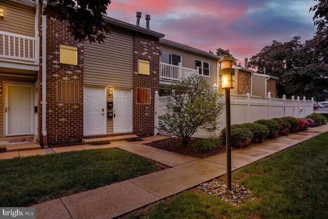 Foto del edificio - 2906 State Hill Rd