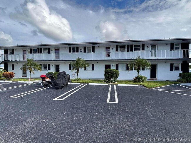 Foto del edificio - 1112 Lake Terrace