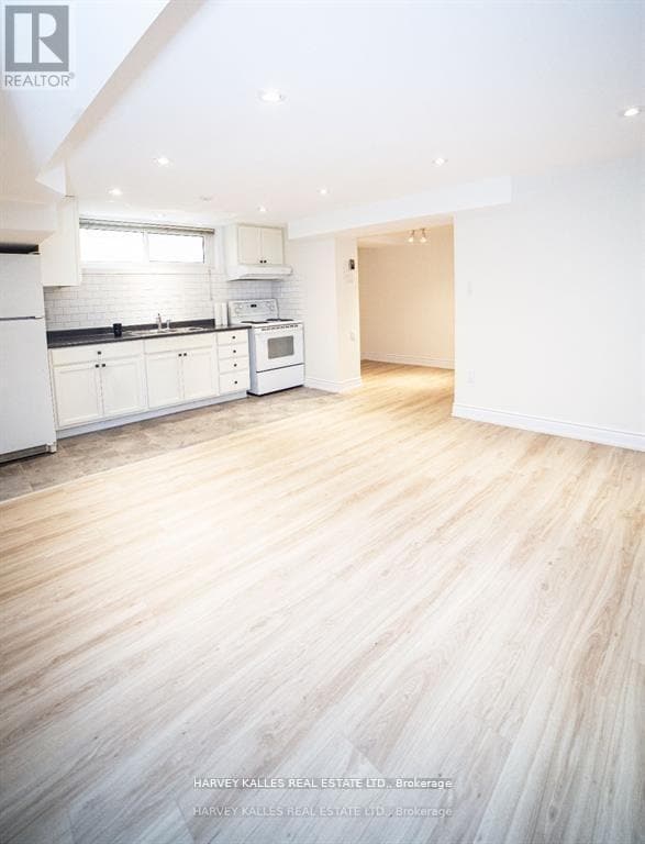 Building Photo - 550 Glencairn Ave