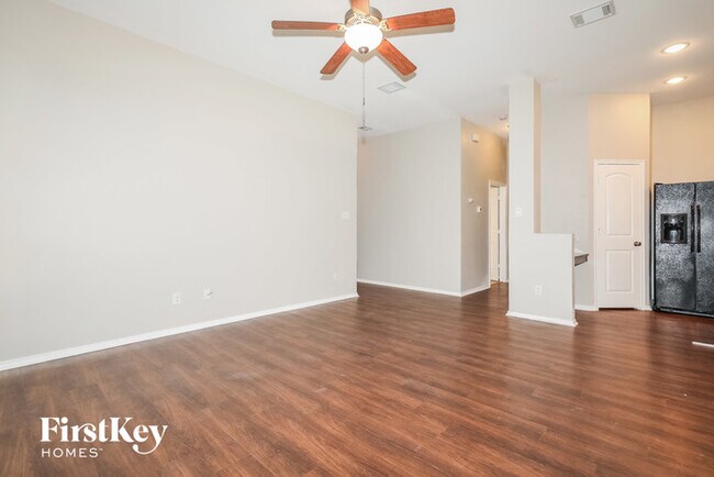 Building Photo - 979 Arbor Way