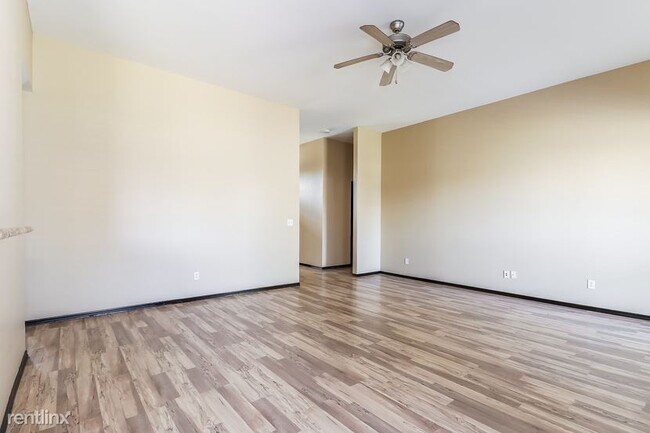 Building Photo - 4 br, 2.5 bath House - 1905 Fair Meadow Dr