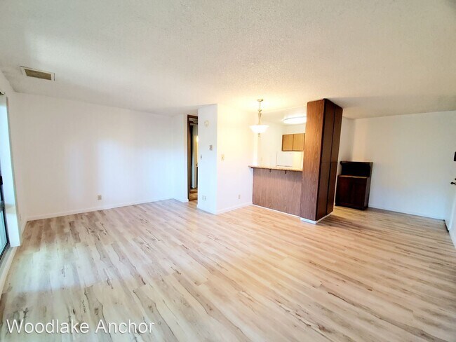 Building Photo - Studio, 1 bath House - 133 Picadilly Place...