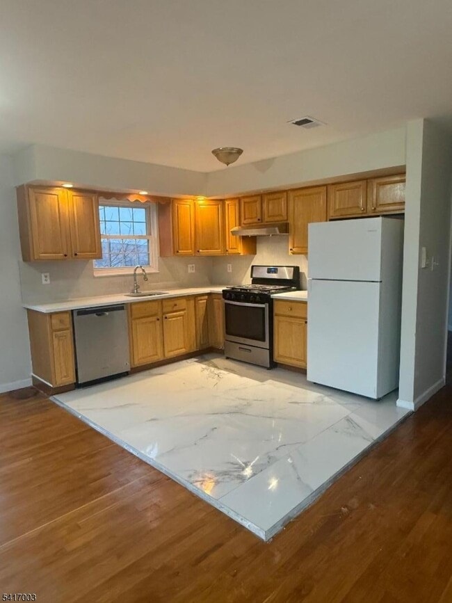 Foto del edificio - 335 Broadway