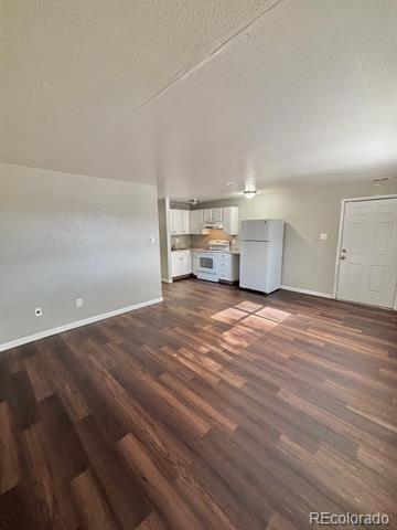 Foto del edificio - 7121 Utica St