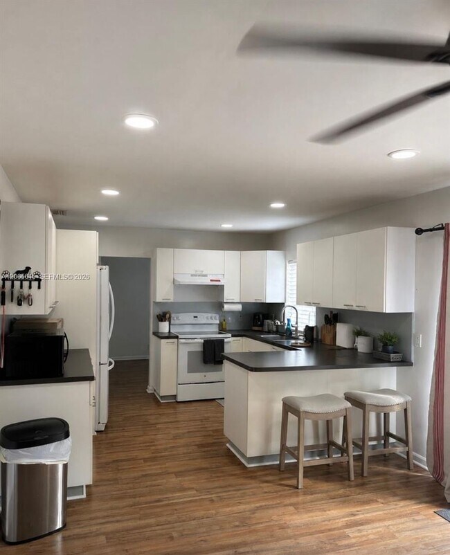 Foto del edificio - 4202 NW 76th Ave