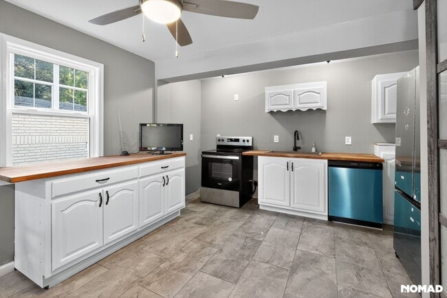 Foto del edificio - 1604 Westwood Ave SW