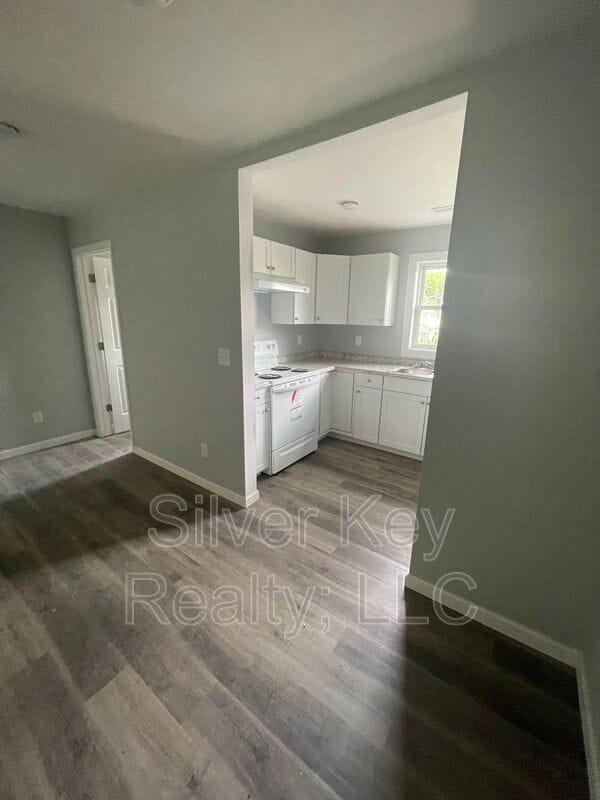Building Photo - 804 Ingleside Ave