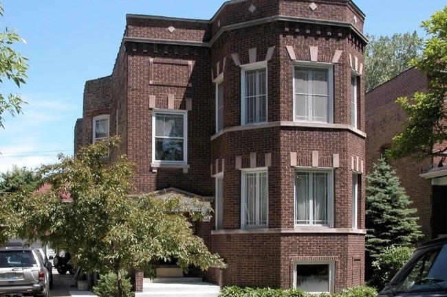 Building Photo - 3811 Lawndale Ave