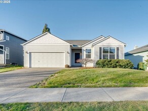 Building Photo - 445 Ironwood Terrace