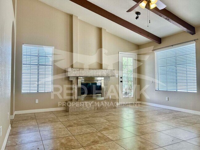 Foto del edificio - 1420 E Rosemonte Dr