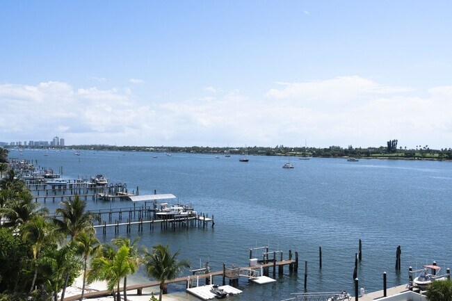 Photo - 2800 N Flagler Dr (West Palm Beach, FL) Apartment