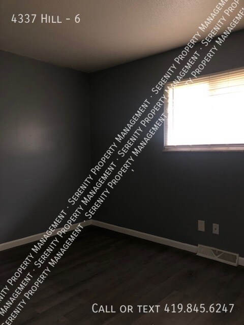 Foto del edificio - 1026 Woodland Ave