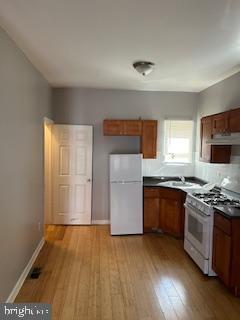 Building Photo - 5644 Appletree St