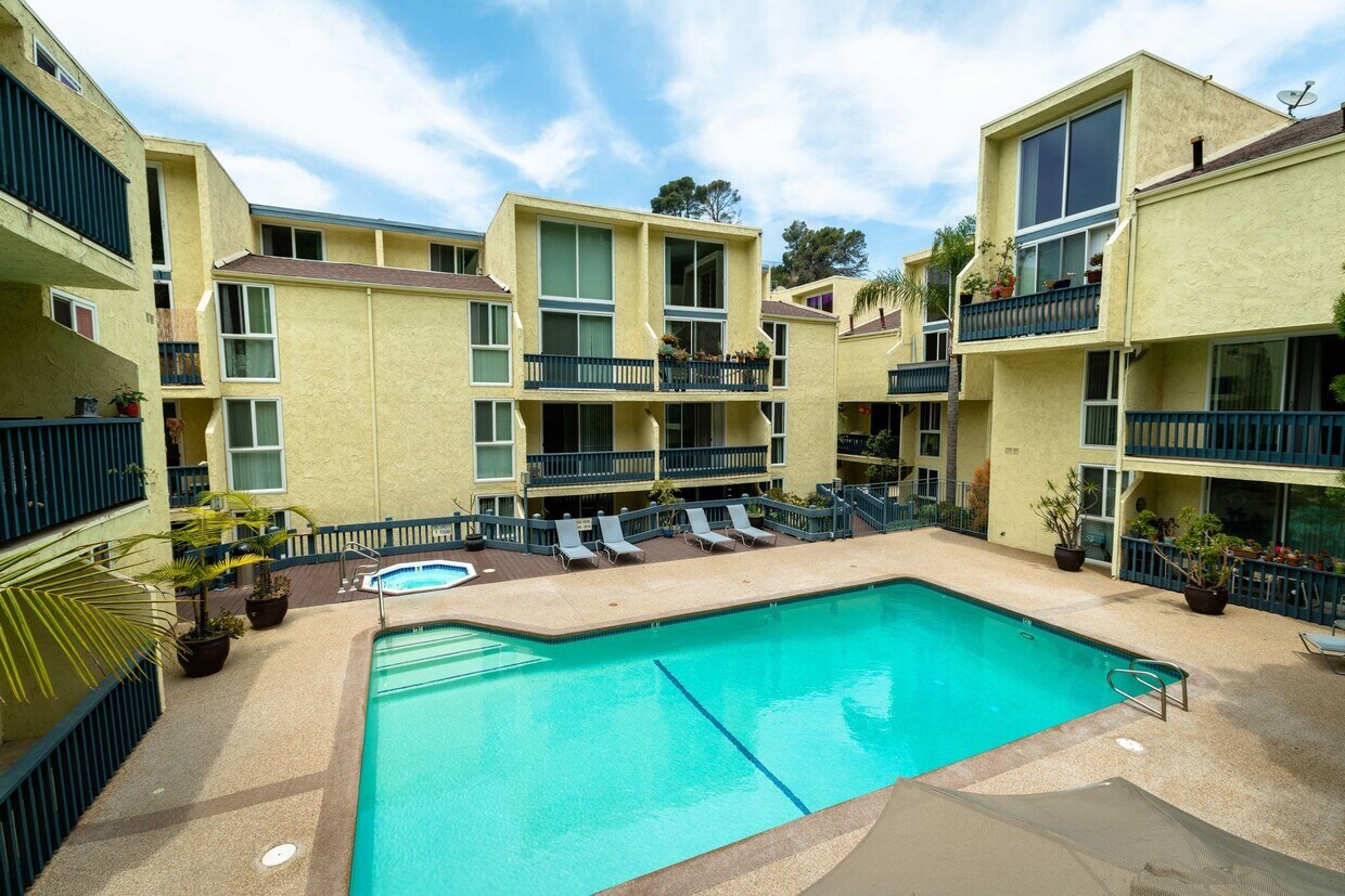 Foto del edificio - Sunset Plaza Apartments