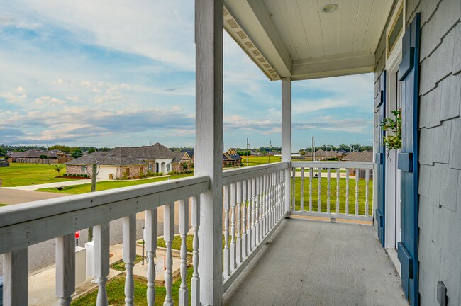 Foto del edificio - 603 Cliff Bullock Dr
