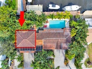 Building Photo - 812 Chukker Rd