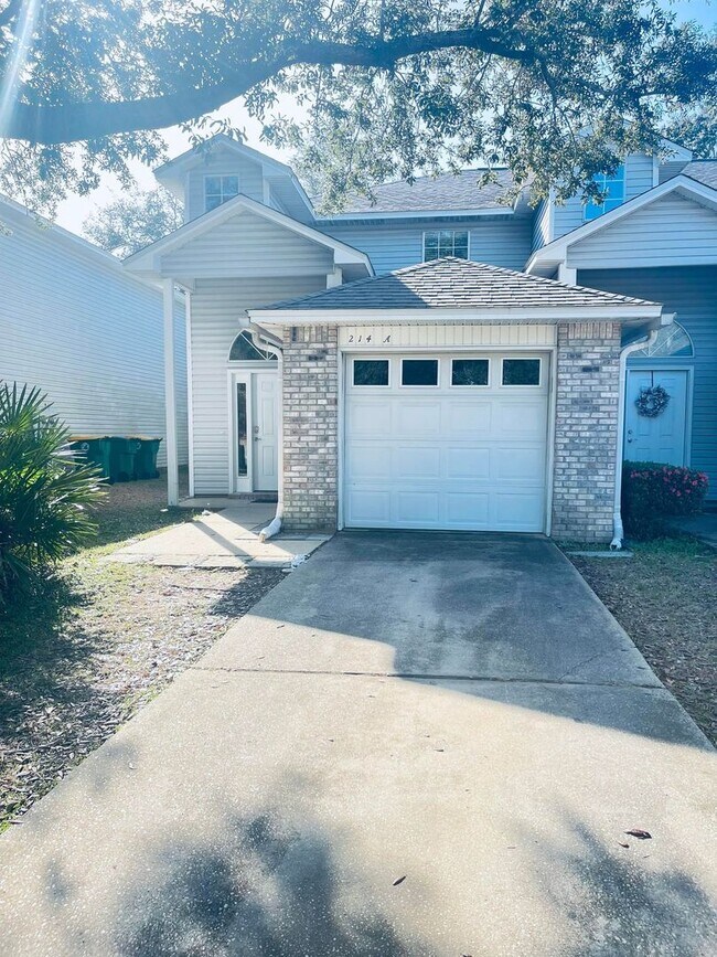 Foto del edificio - 214 Tooke St