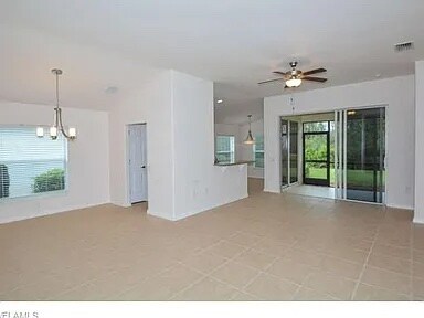 Foto del edificio - 9918 Horse Creek Rd