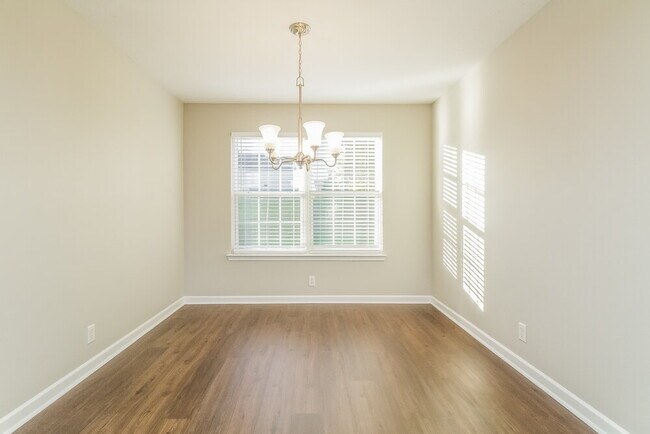 Building Photo - 2006 Zion Ln