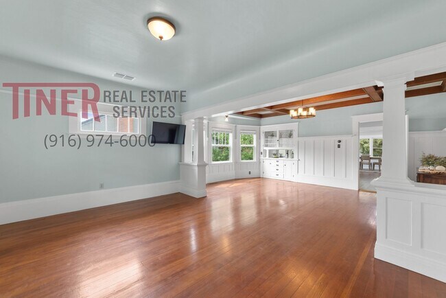 Foto del edificio - Historic Craftsman home in Elmhurst - Pet ...