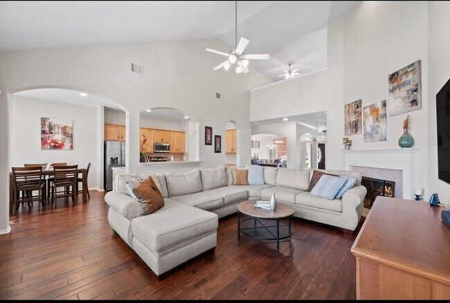 Foto del edificio - 17310 Scotts Bluff Ct