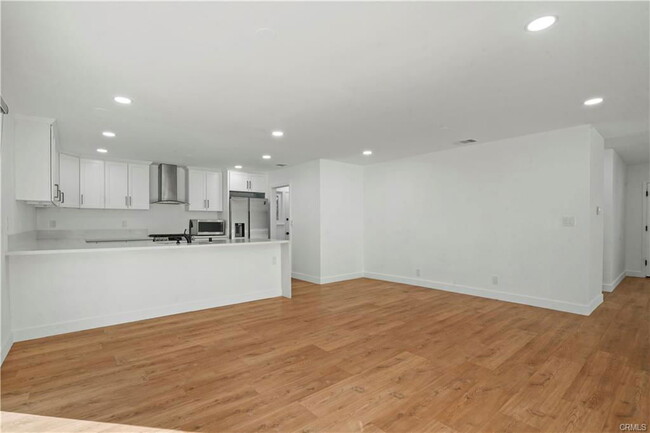 Foto del edificio - 16362 Midwood Dr