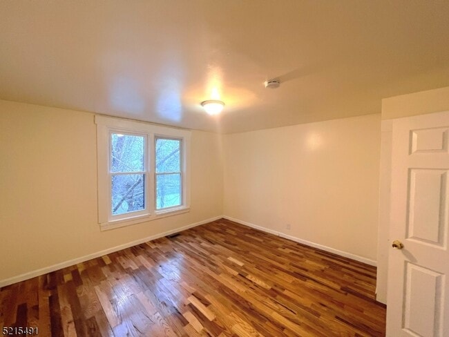 Building Photo - 44 N 16th St