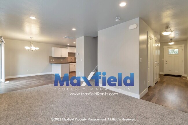 Foto del edificio - LEASE SPECIAL - 3BD, 2.5 BA, 2GA Draper townhome with super fast fiber internet