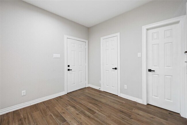 Building Photo - 4904 Mallow St